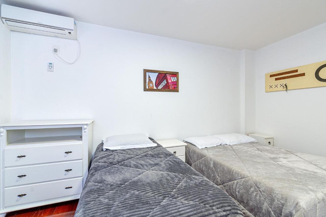 Amplo Apartamento Ao Lado Da Rua Coberta غرامادو المظهر الخارجي الصورة